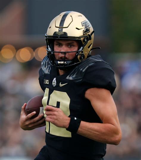 Aidan O'Connell Purdue Boilermakers Big Ten quarterback stats career