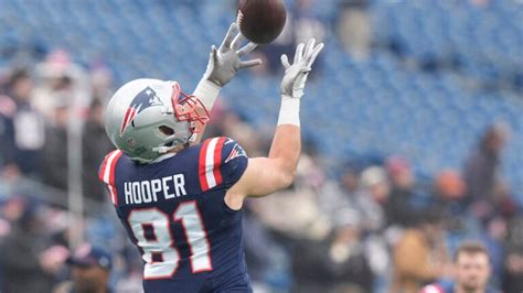 Austin Hooper career stats NFL receiving yards touchdowns by team