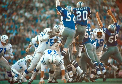 Baltimore Colts Super Bowl V championship 1971 defense Bubba Smith
