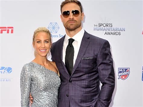 Chris Long wife Megan O'Malley family personal life