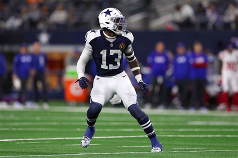DeMarvion Overshown 2025 return from knee surgery Cowboys