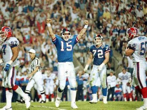 Giants Super Bowl XXV 1991 champions Phil Simms injured