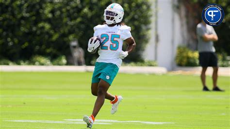 Jaylen Wright Miami Dolphins running back profile