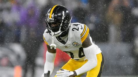 Joey Porter Jr 2024 season penalties coverage grade Steelers