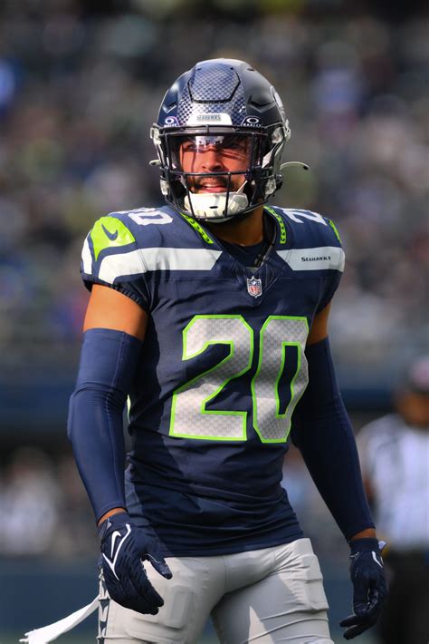 Julian Love 2024 season stats Seahawks free safety PFF grade