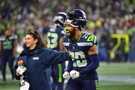 Julian Love Seattle Seahawks signing 2023 contract Pete Carroll