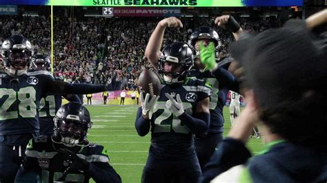Julian Love Super Bowl LX interception Drake Maye fourth quarter Seattle Seahawks