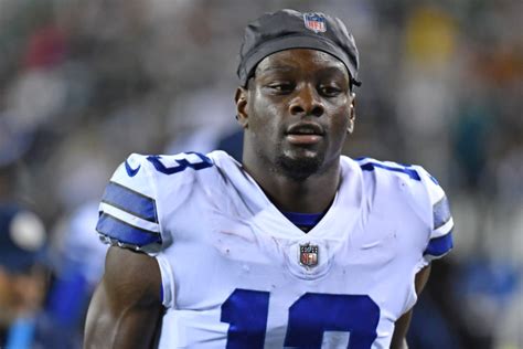 Michael Gallup NFL wide receiver profile photo