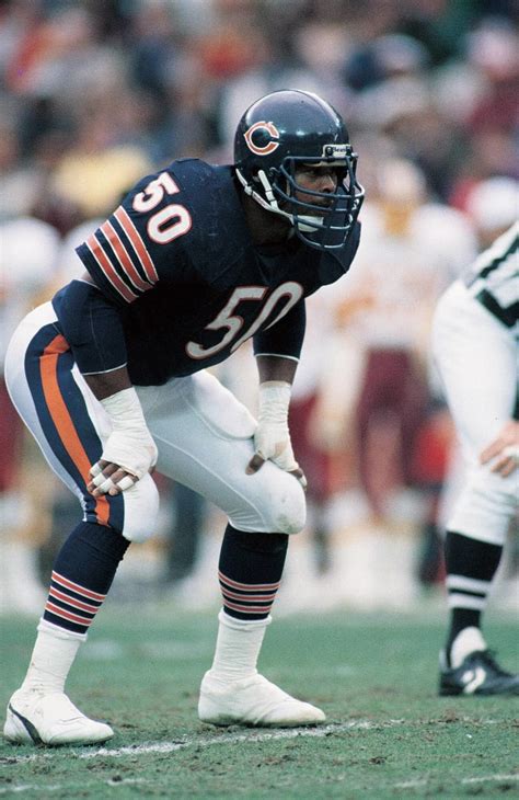 Mike Singletary Chicago Bears number 50 retired Monsters of the Midway legacy