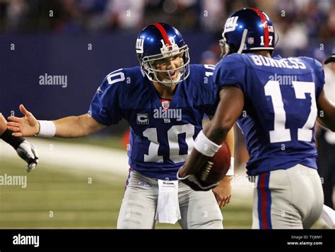 Plaxico Burress New York Giants Eli Manning 2007 season touchdown
